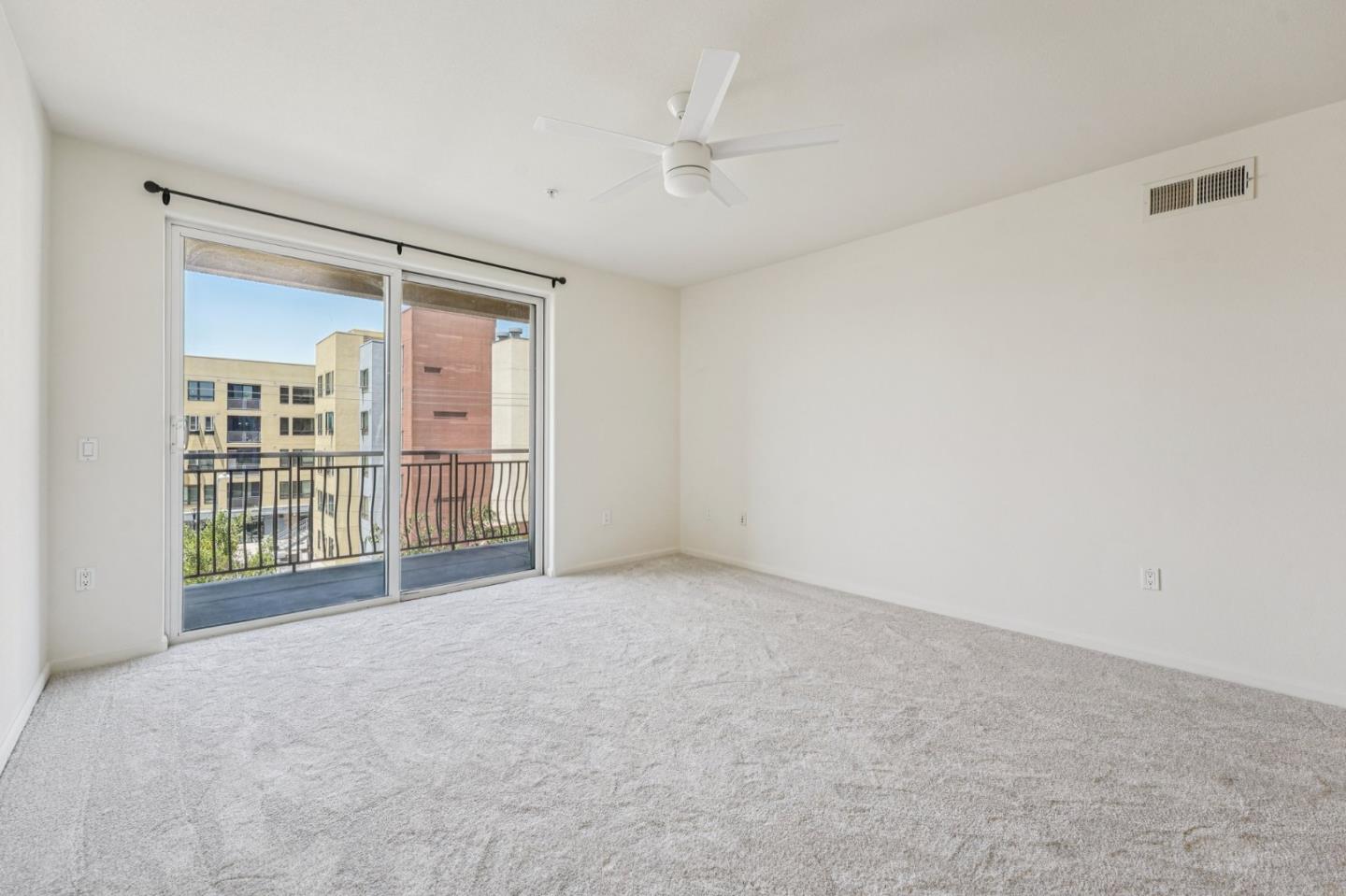 Detail Gallery Image 6 of 45 For 809 Auzerais Ave #329,  San Jose,  CA 95126 - 2 Beds | 2 Baths