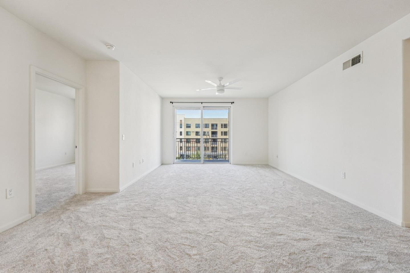 Detail Gallery Image 8 of 45 For 809 Auzerais Ave #329,  San Jose,  CA 95126 - 2 Beds | 2 Baths