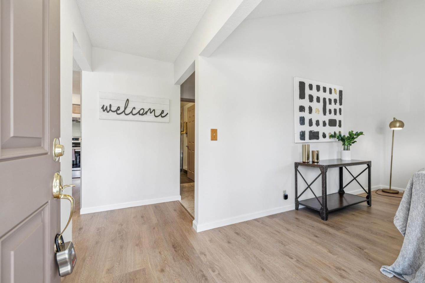 Detail Gallery Image 10 of 88 For 1009 Courtland Ave, Milpitas,  CA 95035 - 2 Beds | 2 Baths