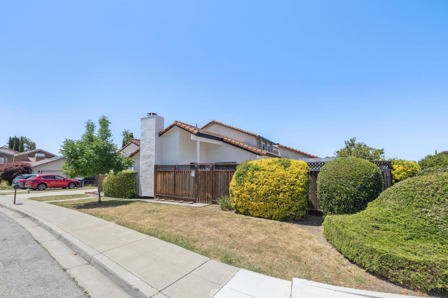 Detail Gallery Image 3 of 88 For 1009 Courtland Ave, Milpitas,  CA 95035 - 2 Beds | 2 Baths