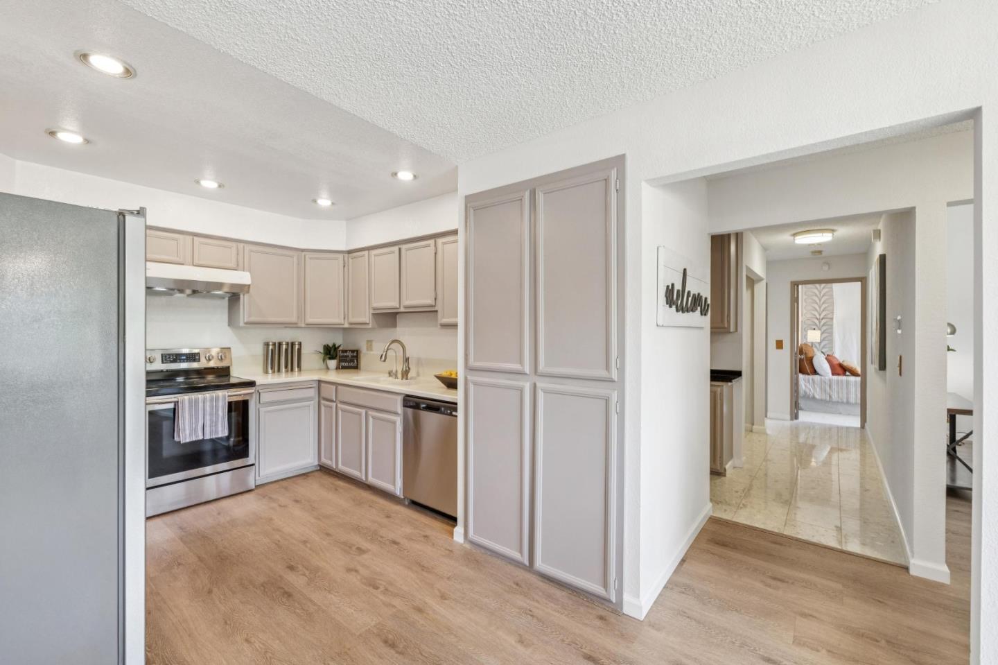 Detail Gallery Image 35 of 88 For 1009 Courtland Ave, Milpitas,  CA 95035 - 2 Beds | 2 Baths