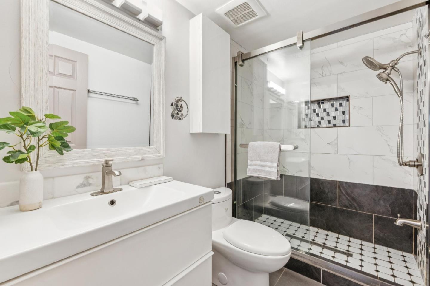 Detail Gallery Image 47 of 88 For 1009 Courtland Ave, Milpitas,  CA 95035 - 2 Beds | 2 Baths