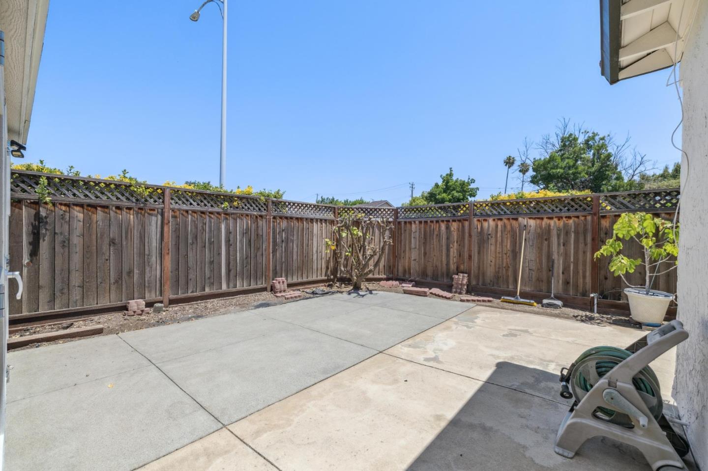 Detail Gallery Image 57 of 88 For 1009 Courtland Ave, Milpitas,  CA 95035 - 2 Beds | 2 Baths
