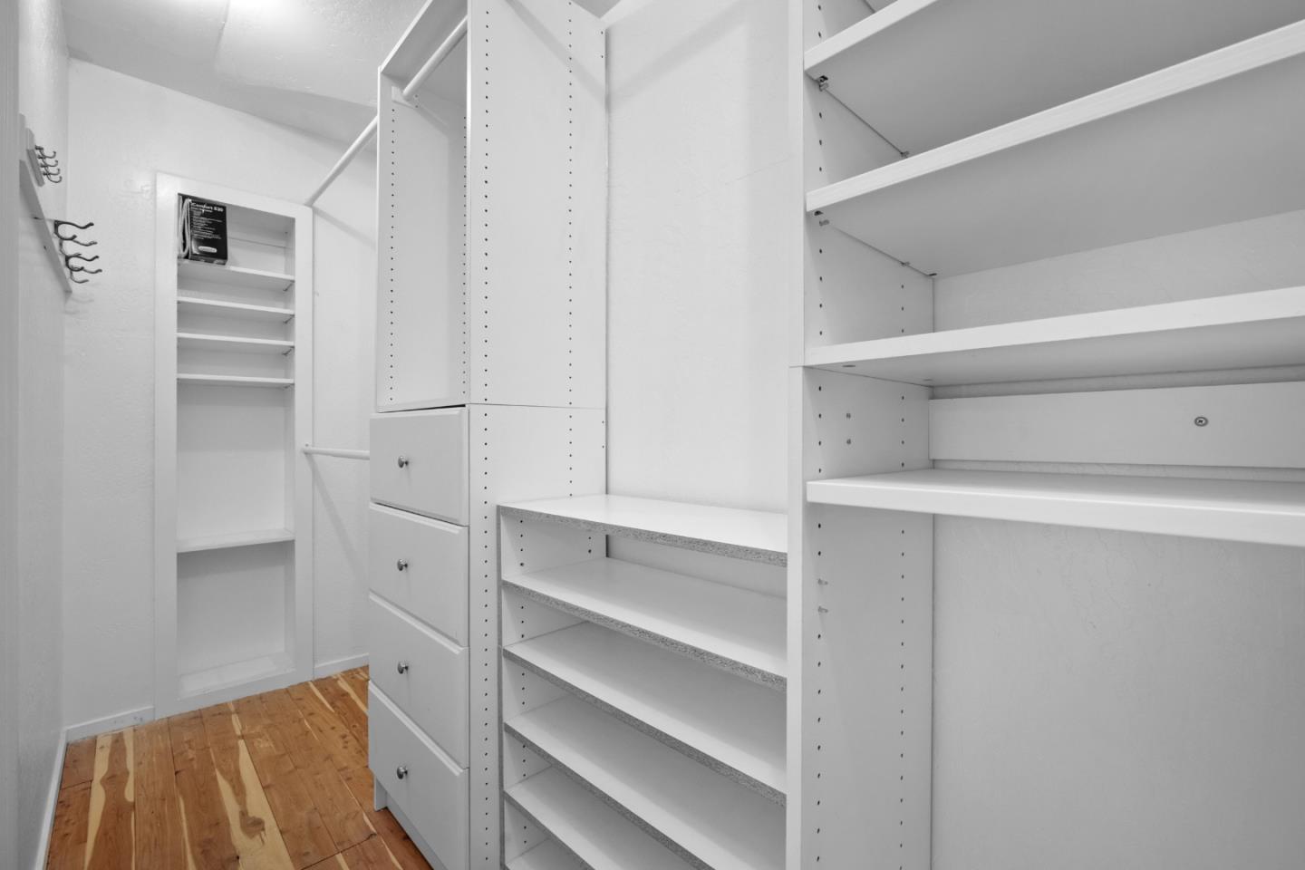Detail Gallery Image 30 of 46 For 20 Sara Ln, Alamo,  CA 94507 - 4 Beds | 2/1 Baths