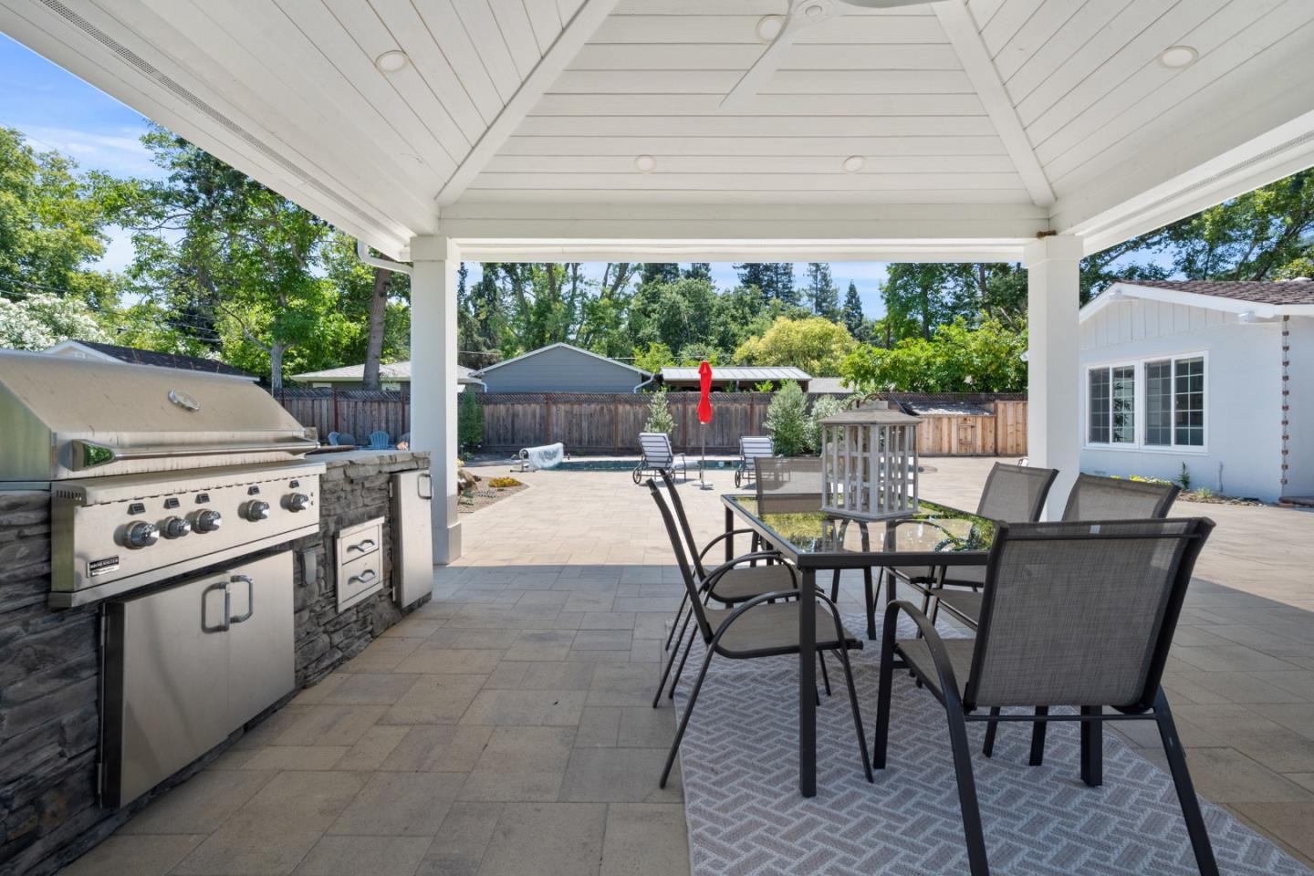 Detail Gallery Image 32 of 46 For 20 Sara Ln, Alamo,  CA 94507 - 4 Beds | 2/1 Baths