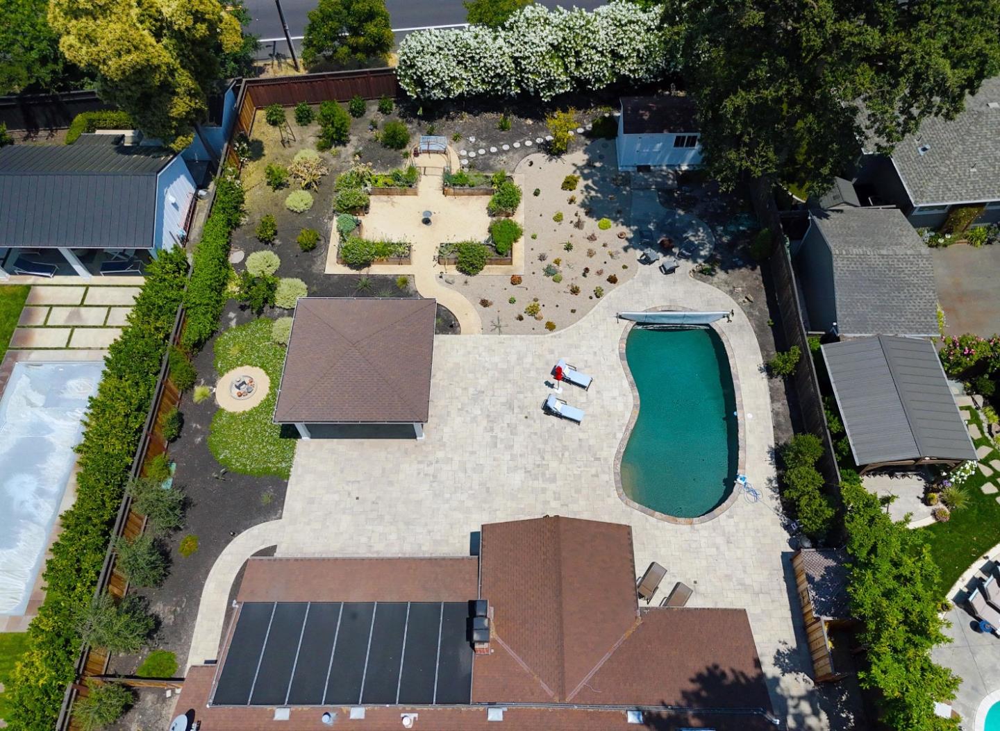 Detail Gallery Image 38 of 46 For 20 Sara Ln, Alamo,  CA 94507 - 4 Beds | 2/1 Baths