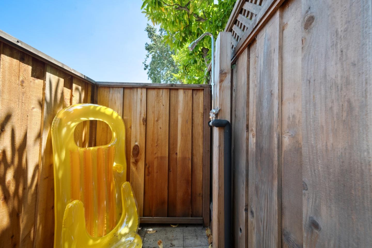 Detail Gallery Image 39 of 46 For 20 Sara Ln, Alamo,  CA 94507 - 4 Beds | 2/1 Baths