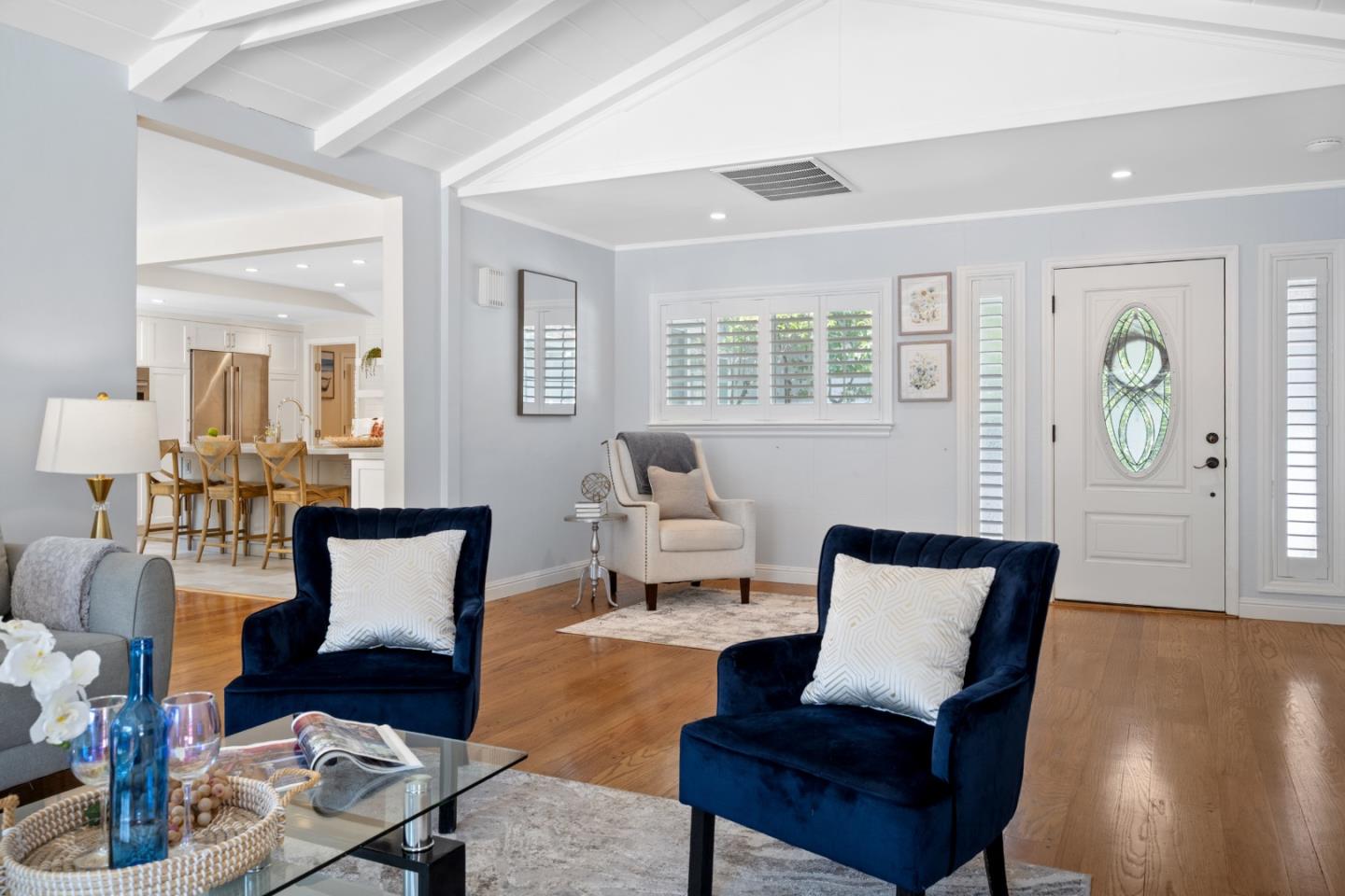 Detail Gallery Image 8 of 46 For 20 Sara Ln, Alamo,  CA 94507 - 4 Beds | 2/1 Baths