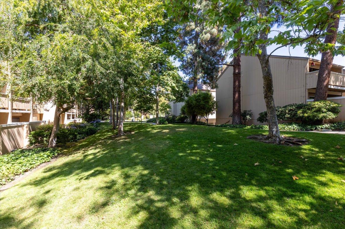 Detail Gallery Image 15 of 17 For 976 Kiely Blvd #I,  Santa Clara,  CA 95051 - 2 Beds | 2 Baths