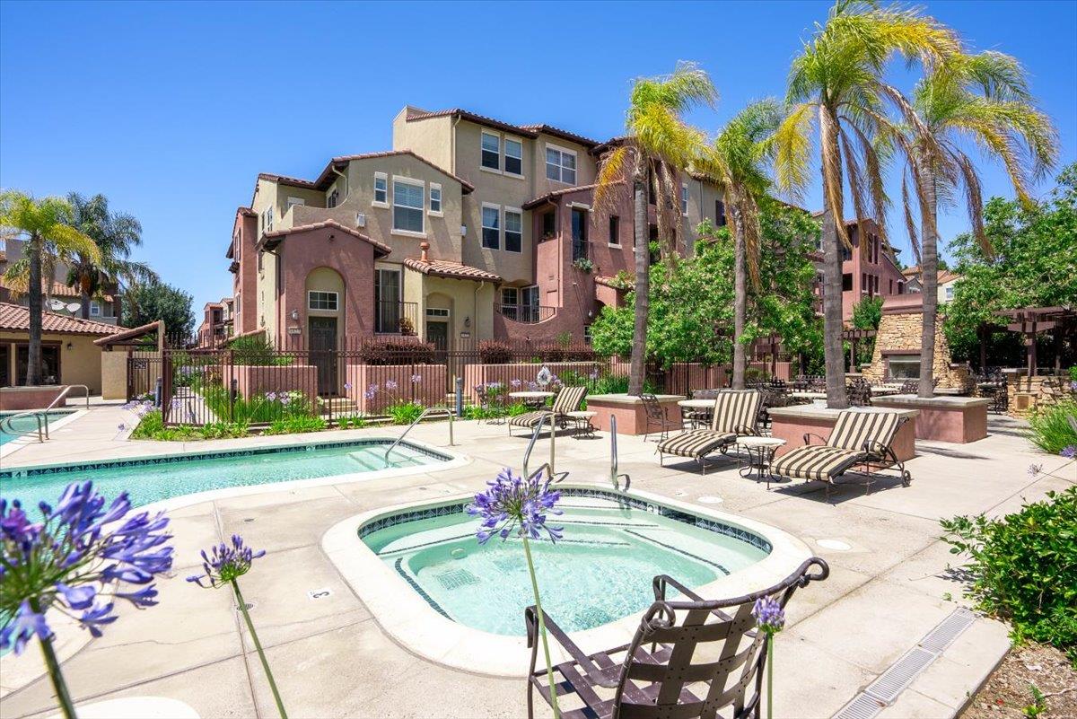 Detail Gallery Image 14 of 20 For 1339 Marcello Dr, San Jose,  CA 95131 - 2 Beds | 2 Baths