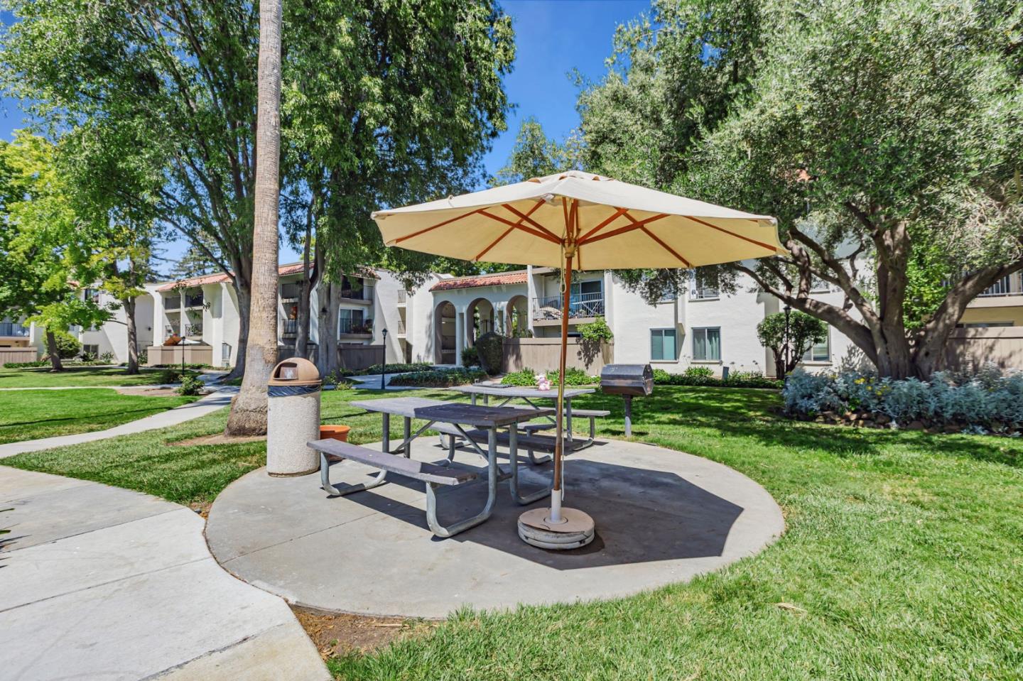 Detail Gallery Image 27 of 32 For 1720 Halford Ave #124,  Santa Clara,  CA 95051 - 1 Beds | 1 Baths
