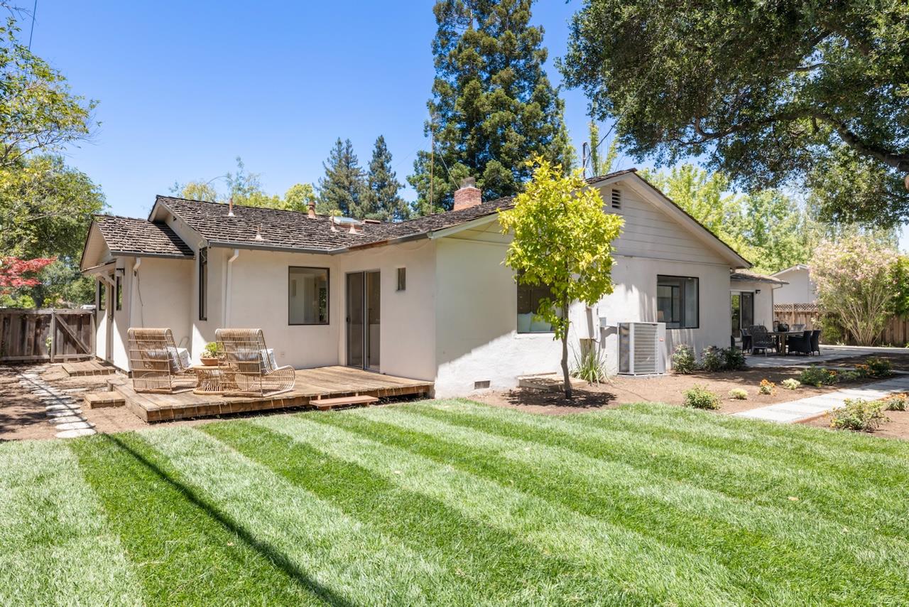 Detail Gallery Image 17 of 35 For 1235 Montclaire Way, Los Altos,  CA 94024 - 4 Beds | 2 Baths