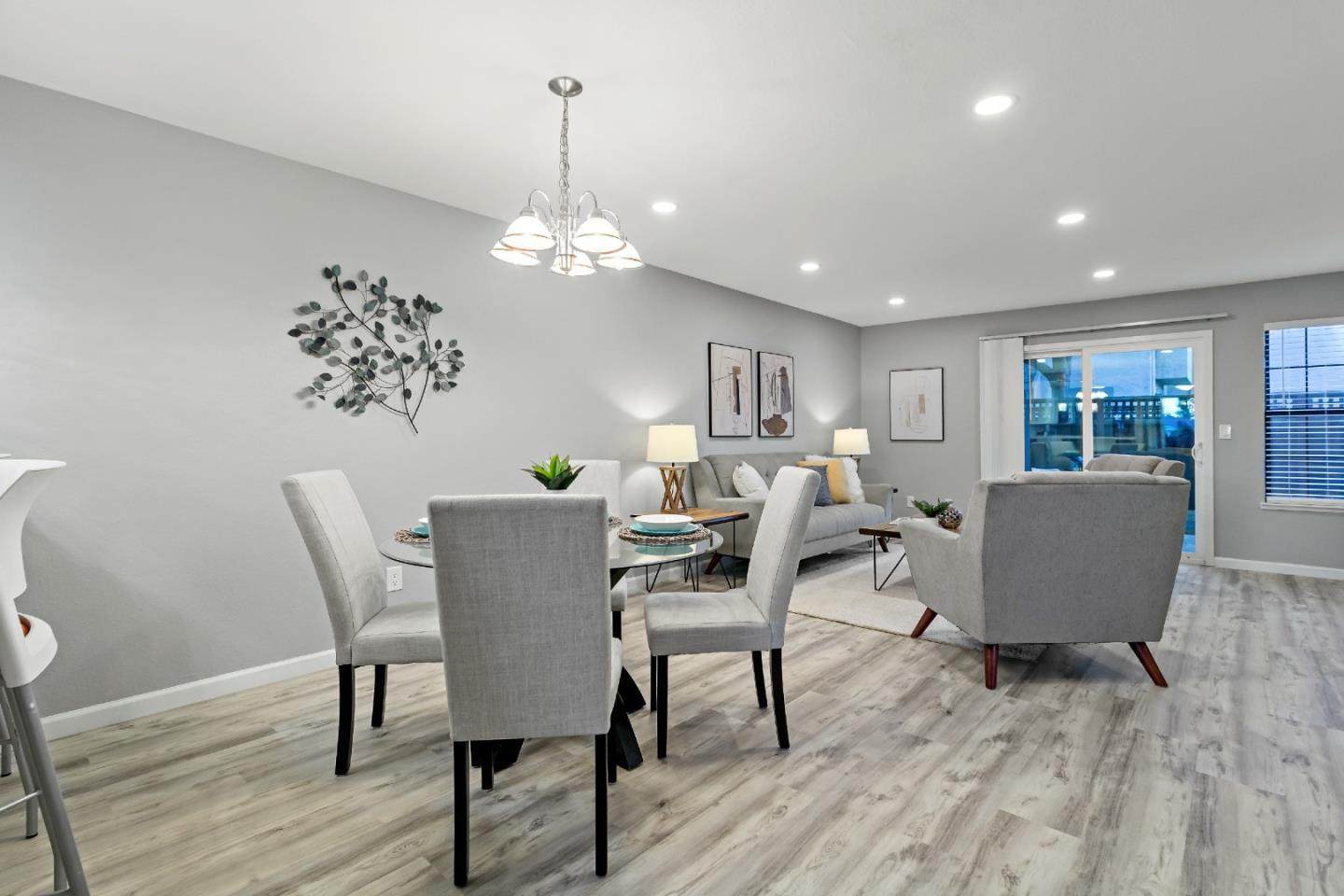 Detail Gallery Image 13 of 37 For 340 W Sunnyoaks Ave, Campbell,  CA 95008 - 2 Beds | 1/2 Baths