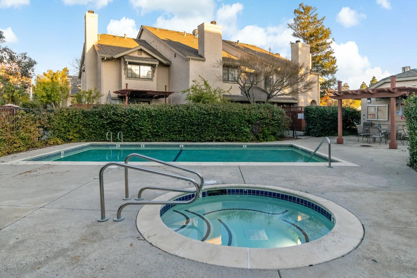 Detail Gallery Image 33 of 37 For 340 W Sunnyoaks Ave, Campbell,  CA 95008 - 2 Beds | 1/2 Baths