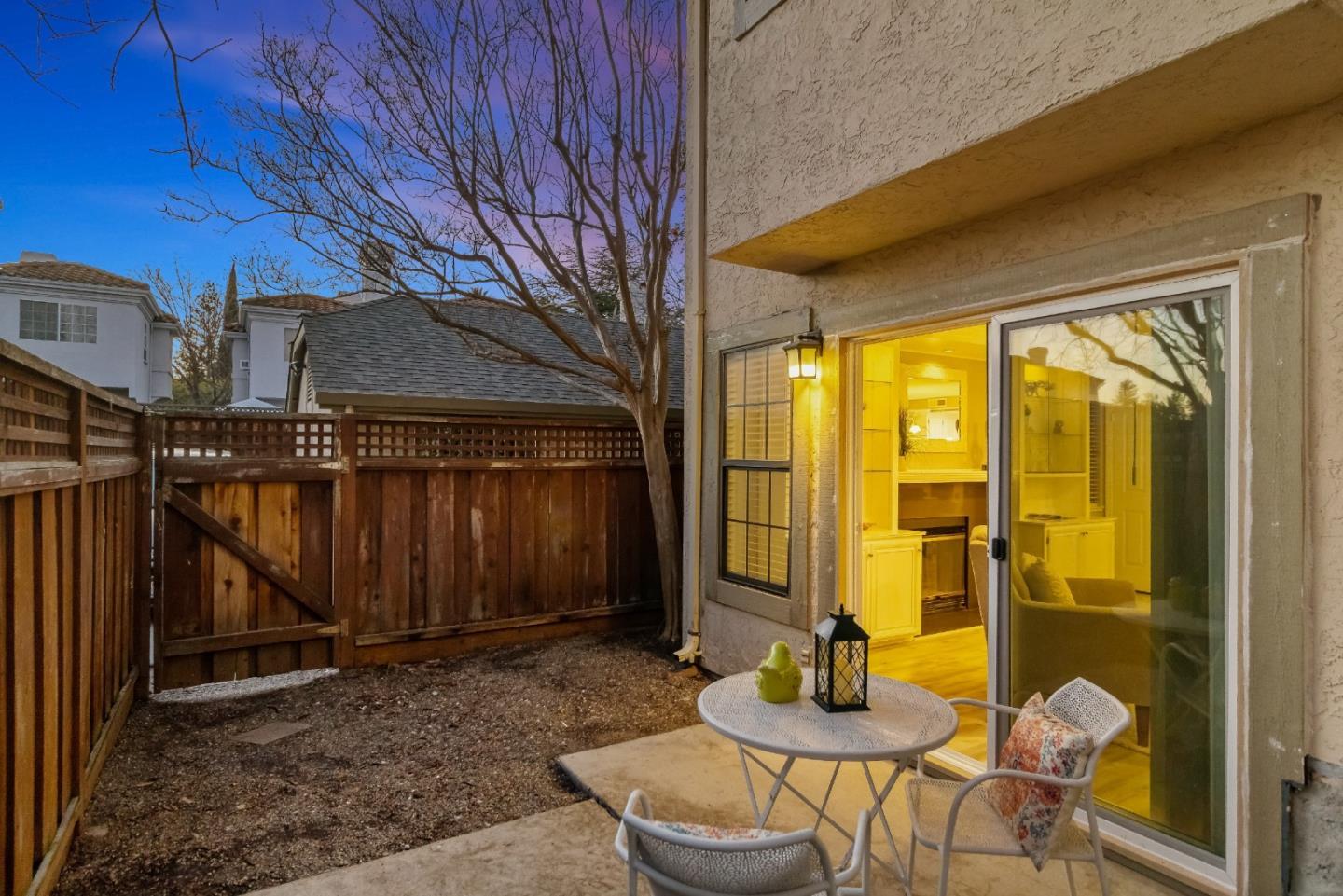 Detail Gallery Image 34 of 37 For 340 W Sunnyoaks Ave, Campbell,  CA 95008 - 2 Beds | 1/2 Baths