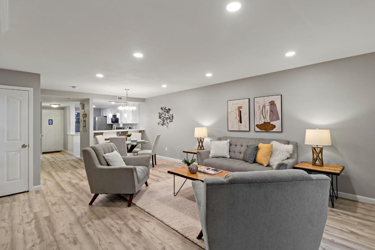 Detail Gallery Image 7 of 37 For 340 W Sunnyoaks Ave, Campbell,  CA 95008 - 2 Beds | 1/2 Baths