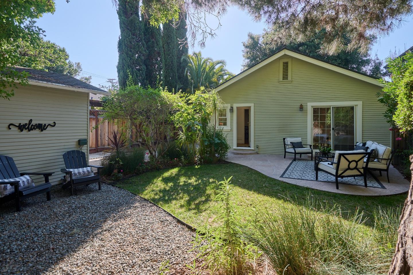 Detail Gallery Image 22 of 25 For 767 Calderon Ave, Mountain View,  CA 94041 - 2 Beds | 1 Baths