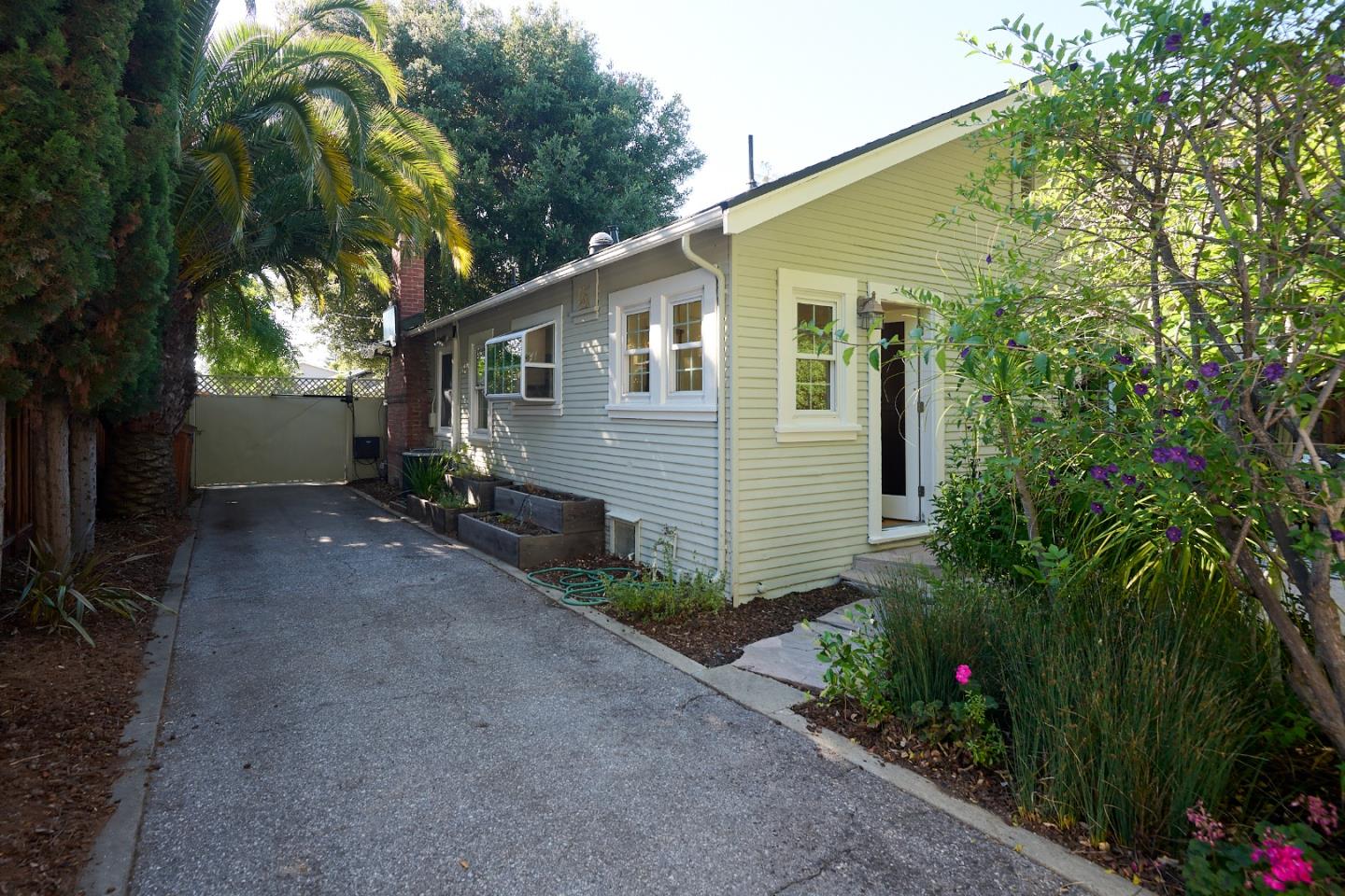 Detail Gallery Image 23 of 25 For 767 Calderon Ave, Mountain View,  CA 94041 - 2 Beds | 1 Baths