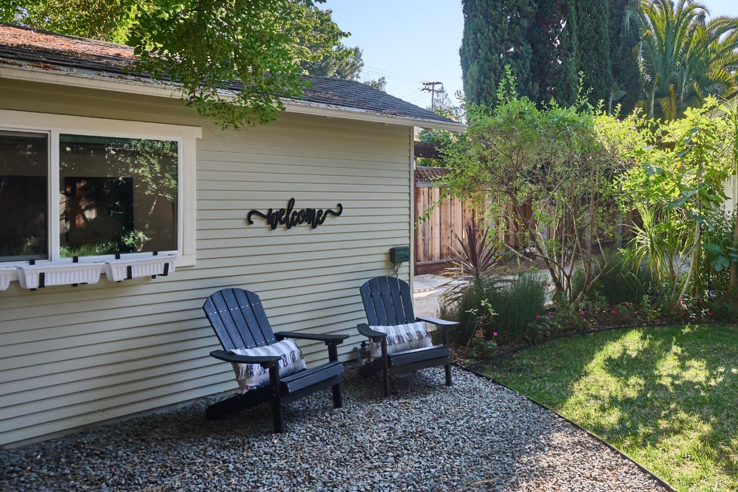 Detail Gallery Image 25 of 25 For 767 Calderon Ave, Mountain View,  CA 94041 - 2 Beds | 1 Baths