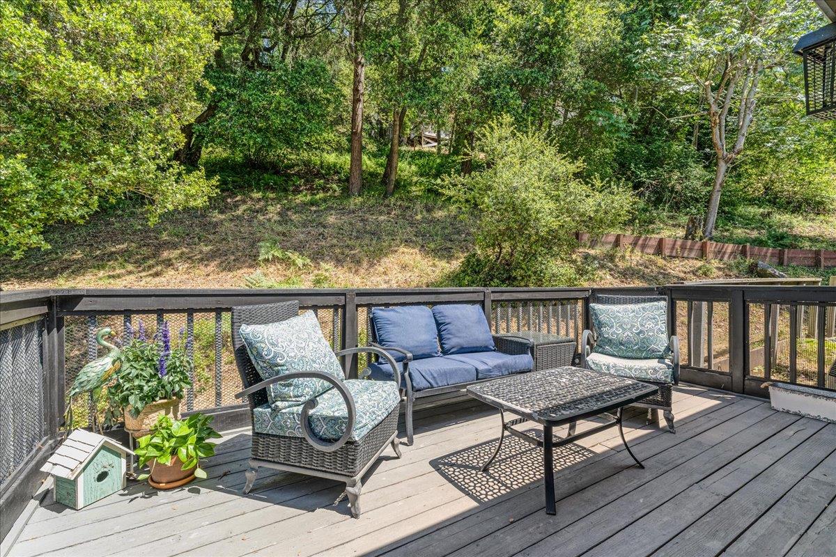 Detail Gallery Image 9 of 40 For 284 Brooktree Ranch Rd, Aptos,  CA 95003 - 5 Beds | 3 Baths