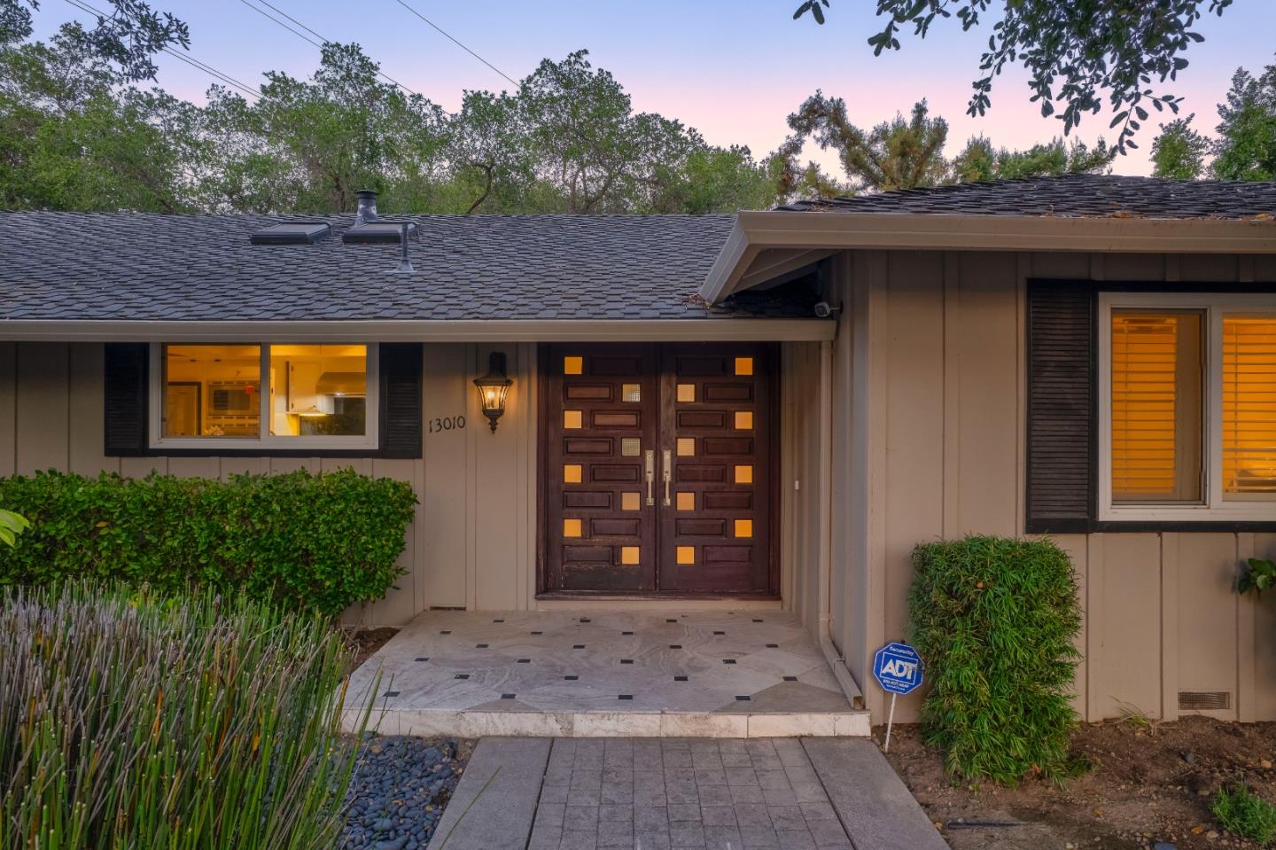 Detail Gallery Image 5 of 52 For 13010 Glen Brae Dr, Saratoga,  CA 95070 - 4 Beds | 3/1 Baths