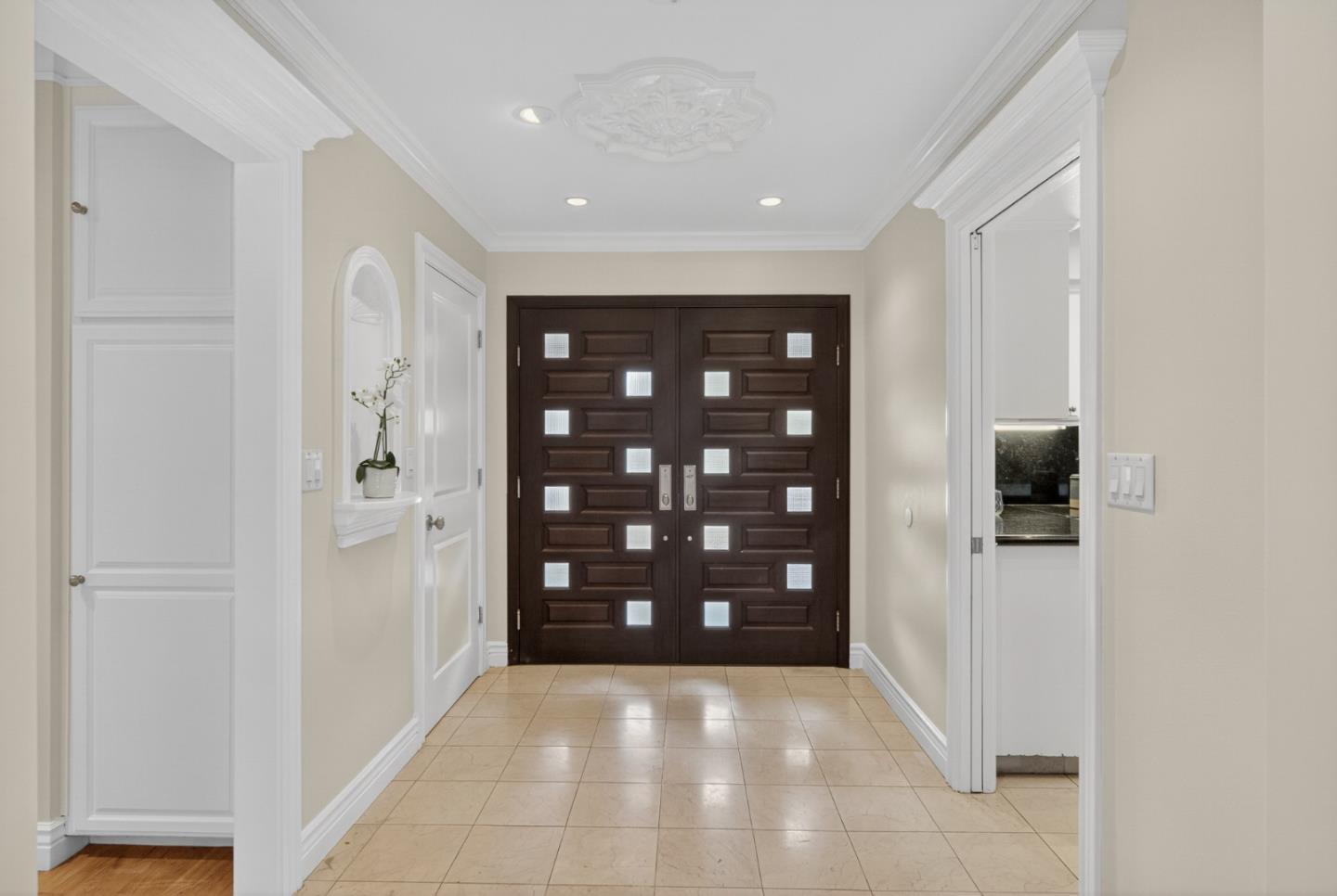 Detail Gallery Image 6 of 52 For 13010 Glen Brae Dr, Saratoga,  CA 95070 - 4 Beds | 3/1 Baths