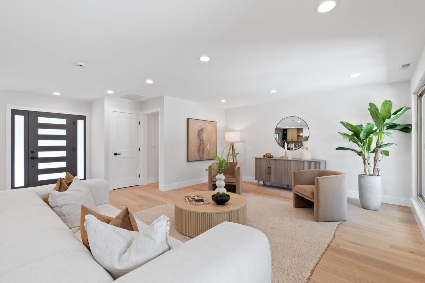 Detail Gallery Image 6 of 29 For 1961 Fordham Way, Mountain View,  CA 94040 - 4 Beds | 2 Baths