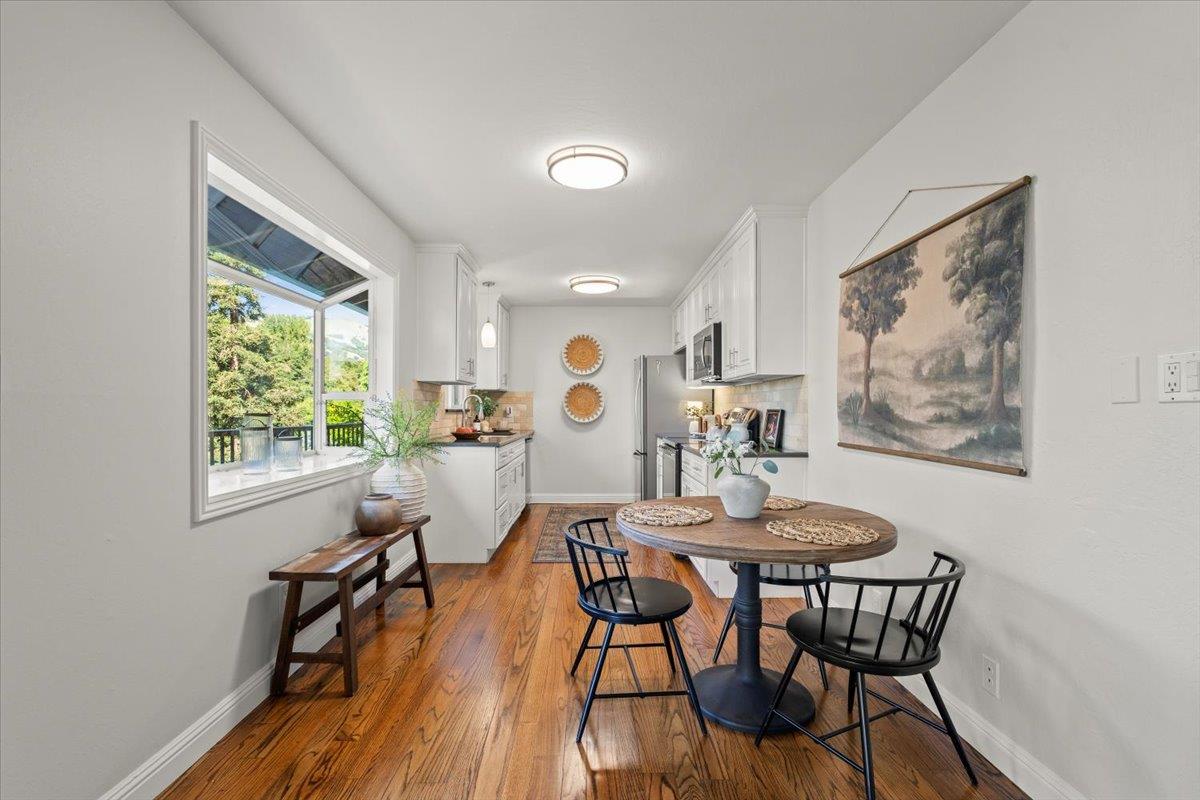 Detail Gallery Image 11 of 31 For 17785 Manzanita Dr, Morgan Hill,  CA 95037 - 3 Beds | 2 Baths