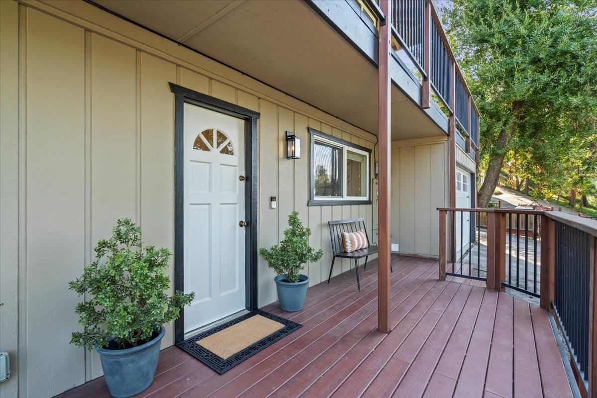 Detail Gallery Image 4 of 31 For 17785 Manzanita Dr, Morgan Hill,  CA 95037 - 3 Beds | 2 Baths