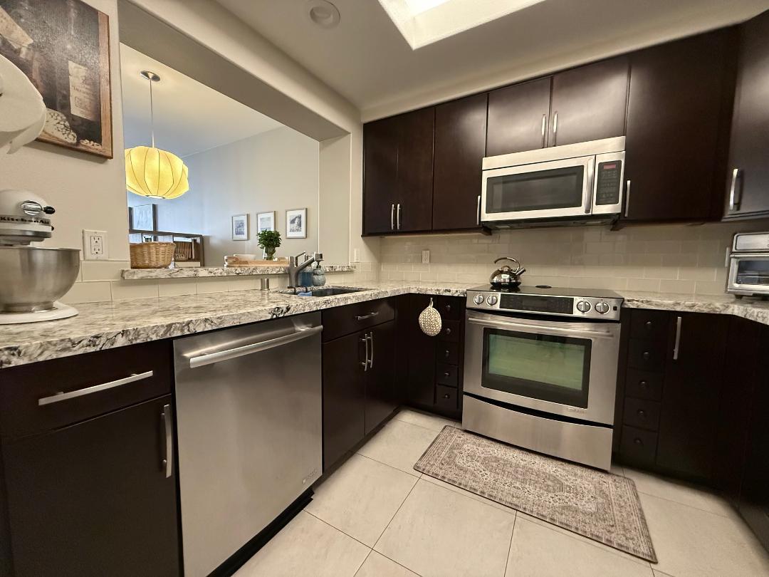 Detail Gallery Image 3 of 24 For 144 S 3rd St #508,  San Jose,  CA 95112 - 1 Beds | 1 Baths