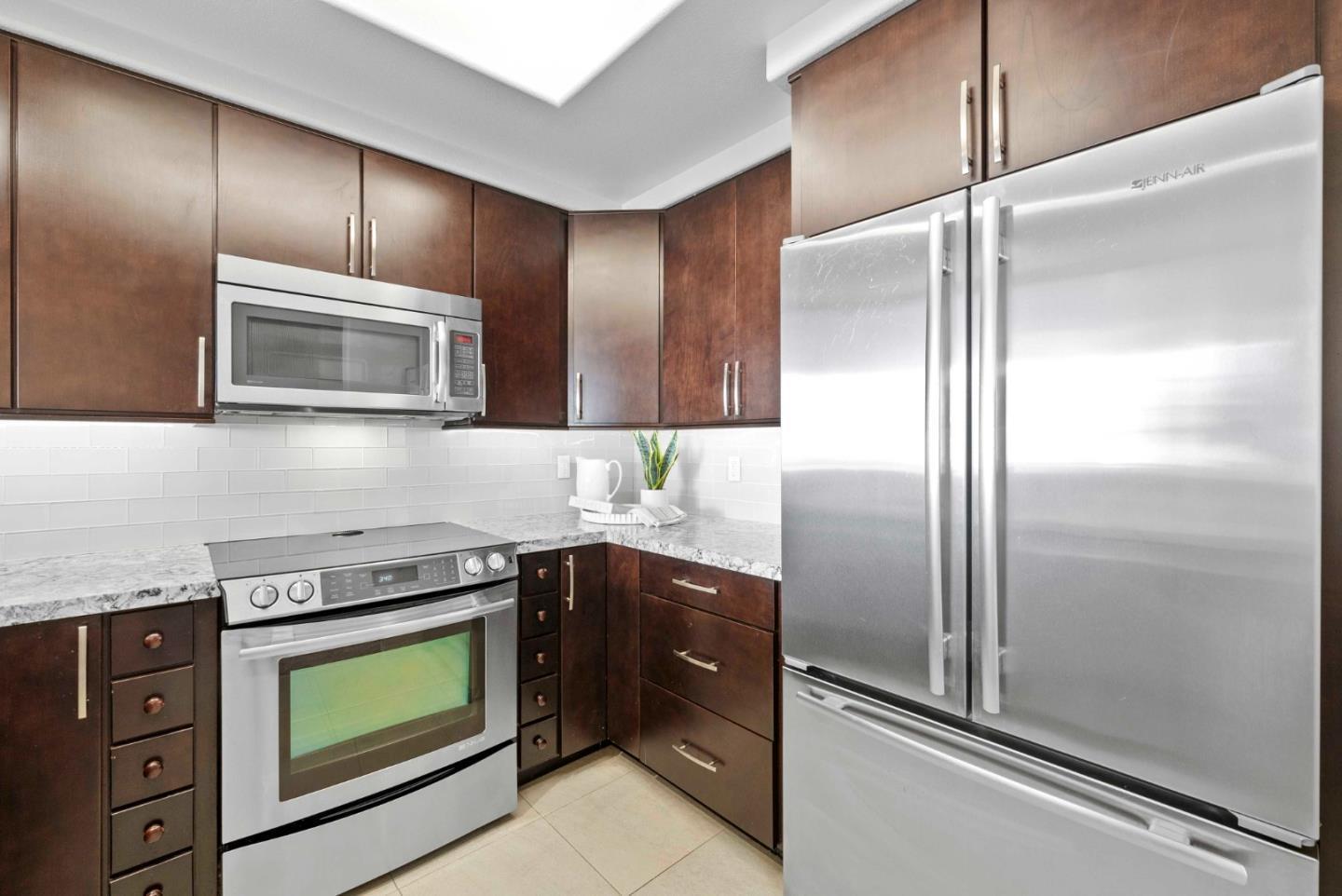 Detail Gallery Image 4 of 24 For 144 S 3rd St #508,  San Jose,  CA 95112 - 1 Beds | 1 Baths