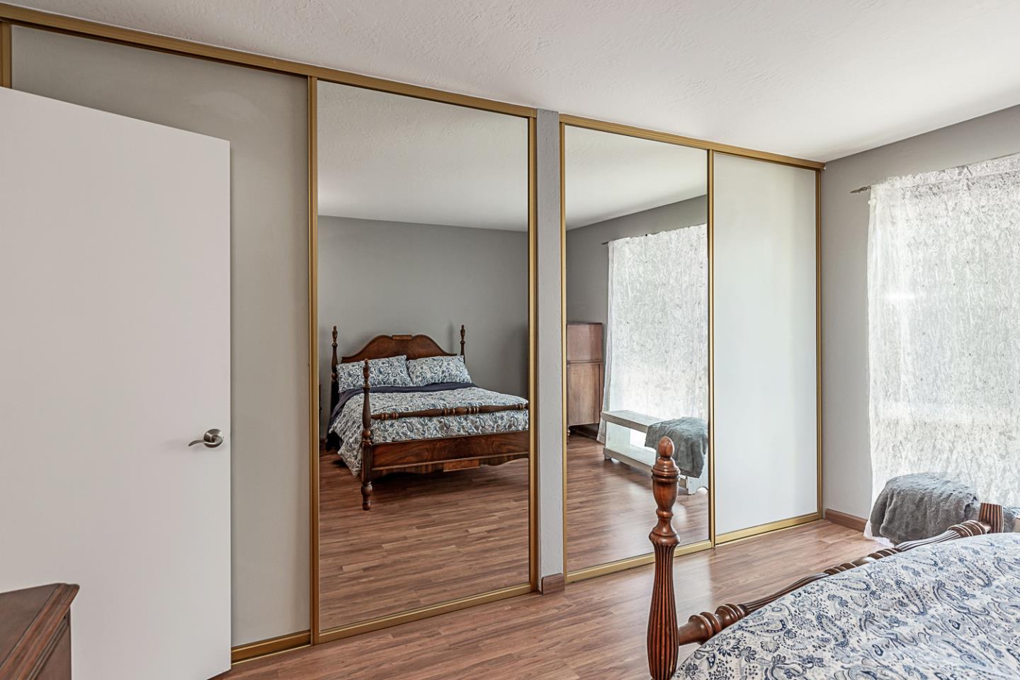Detail Gallery Image 12 of 19 For 1033 Crestview Dr #308,  Mountain View,  CA 94040 - 1 Beds | 1 Baths