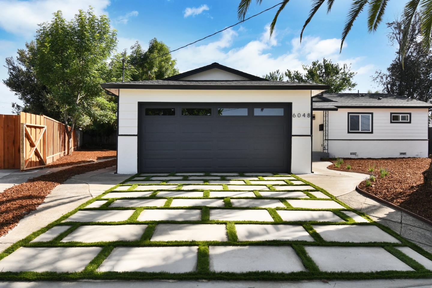 Detail Gallery Image 3 of 32 For 6048 Madelaine Dr, Newark,  CA 94560 - 3 Beds | 2 Baths