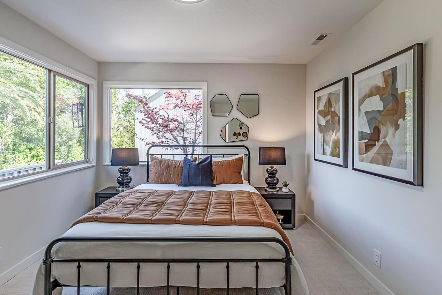 Detail Gallery Image 17 of 37 For 1231 Gronwall Ln, Los Altos,  CA 94024 - 4 Beds | 3 Baths