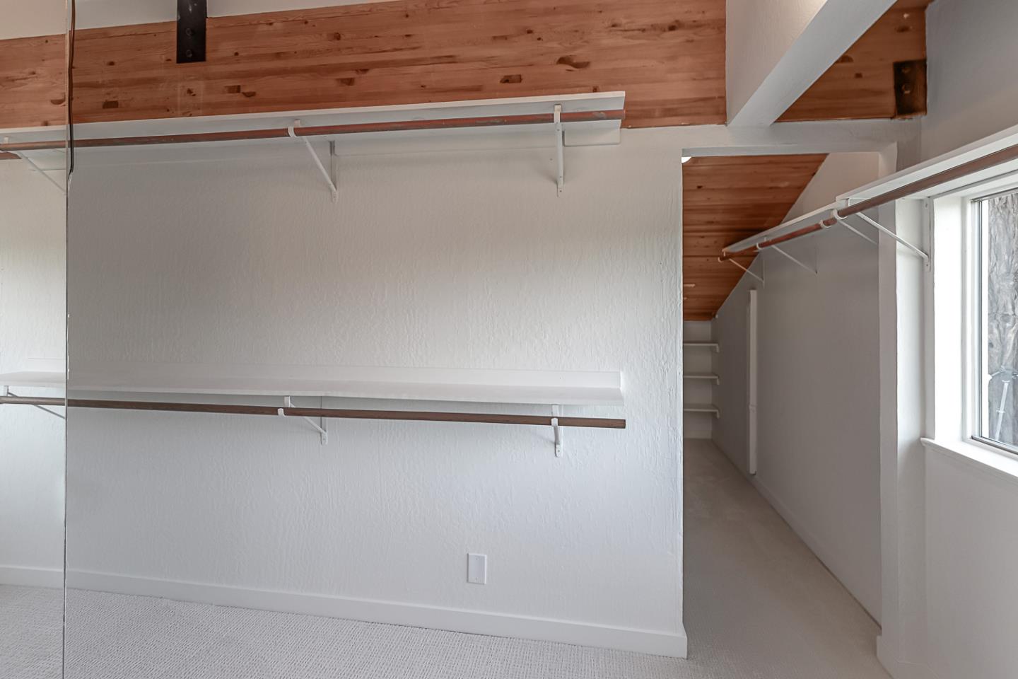 Detail Gallery Image 26 of 37 For 1231 Gronwall Ln, Los Altos,  CA 94024 - 4 Beds | 3 Baths