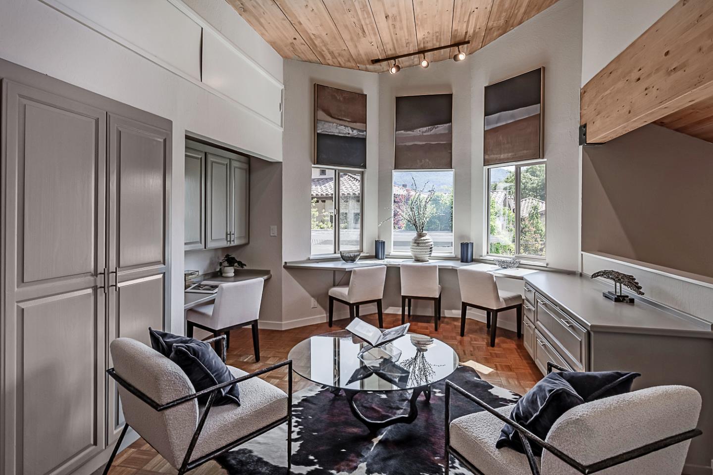Detail Gallery Image 28 of 37 For 1231 Gronwall Ln, Los Altos,  CA 94024 - 4 Beds | 3 Baths
