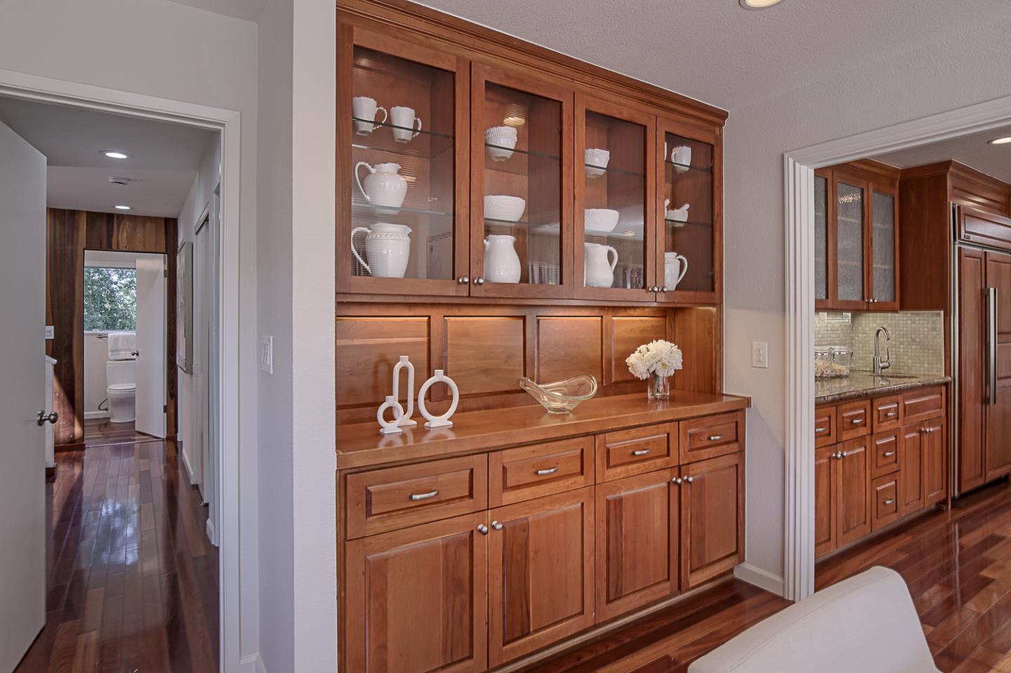 Detail Gallery Image 7 of 37 For 1231 Gronwall Ln, Los Altos,  CA 94024 - 4 Beds | 3 Baths