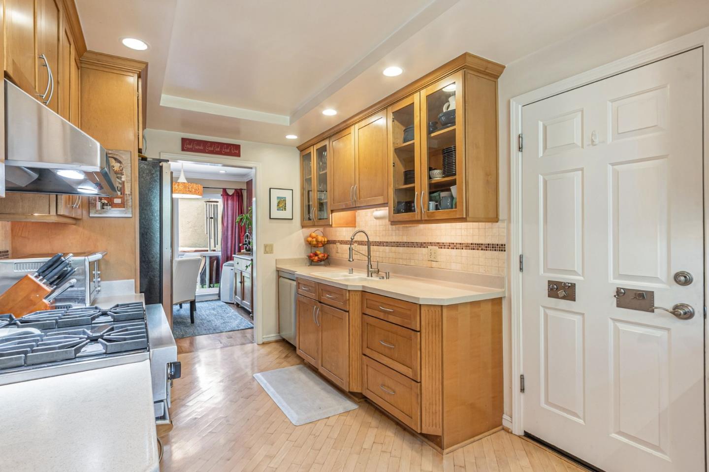 Detail Gallery Image 16 of 47 For 15560 Camino Del Cerro, Los Gatos,  CA 95032 - 3 Beds | 2 Baths
