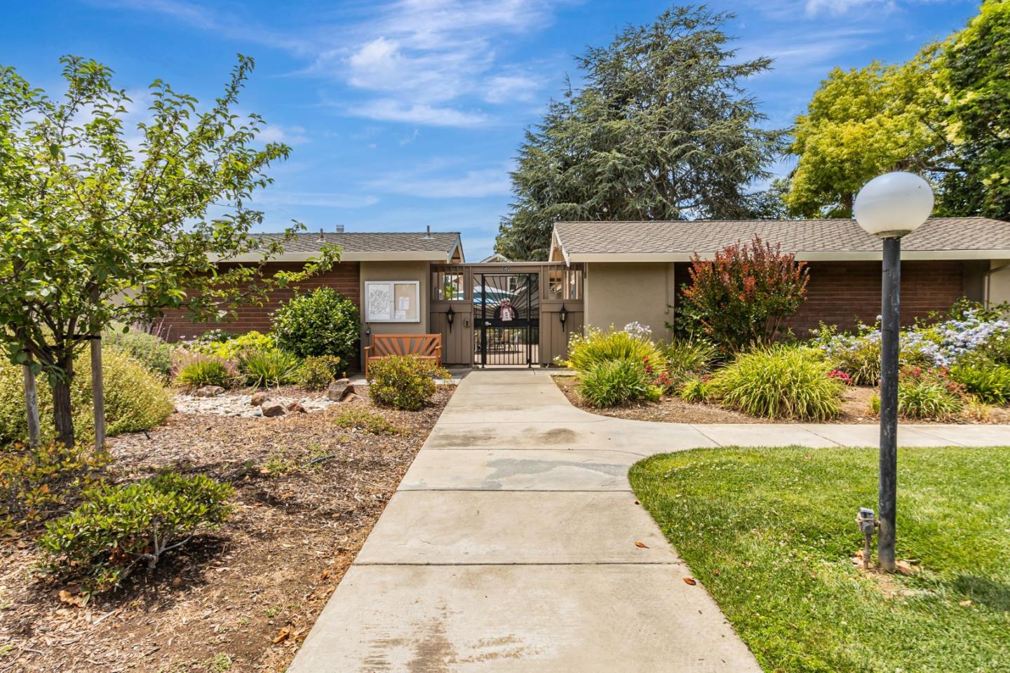 Detail Gallery Image 42 of 47 For 15560 Camino Del Cerro, Los Gatos,  CA 95032 - 3 Beds | 2 Baths
