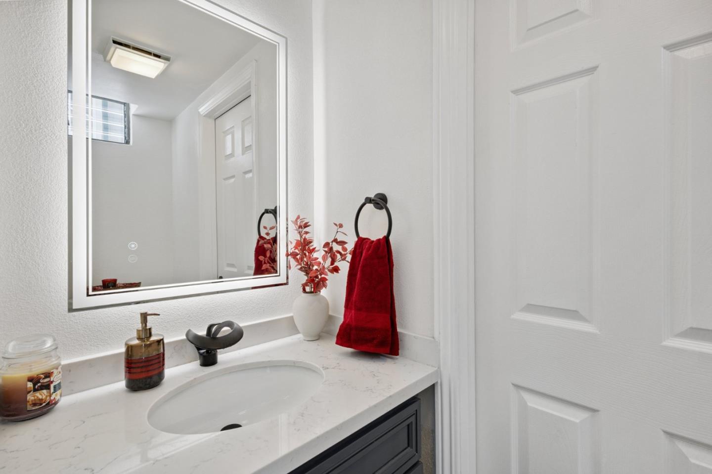 Detail Gallery Image 15 of 27 For 113 White Pine Dr, Vallejo,  CA 94591 - 2 Beds | 1/1 Baths