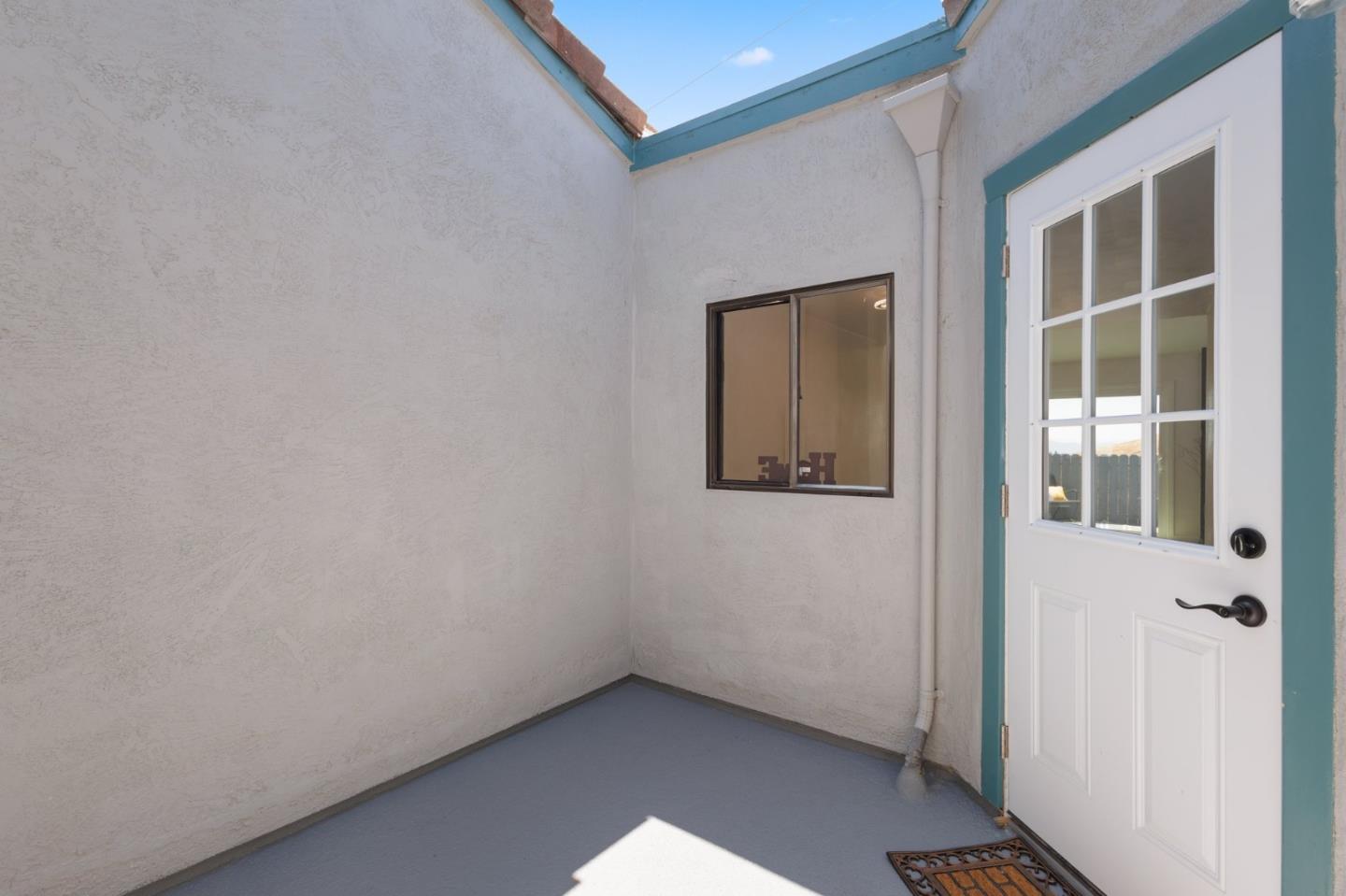 Detail Gallery Image 25 of 27 For 113 White Pine Dr, Vallejo,  CA 94591 - 2 Beds | 1/1 Baths