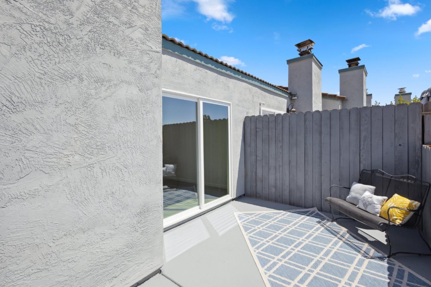 Detail Gallery Image 26 of 27 For 113 White Pine Dr, Vallejo,  CA 94591 - 2 Beds | 1/1 Baths