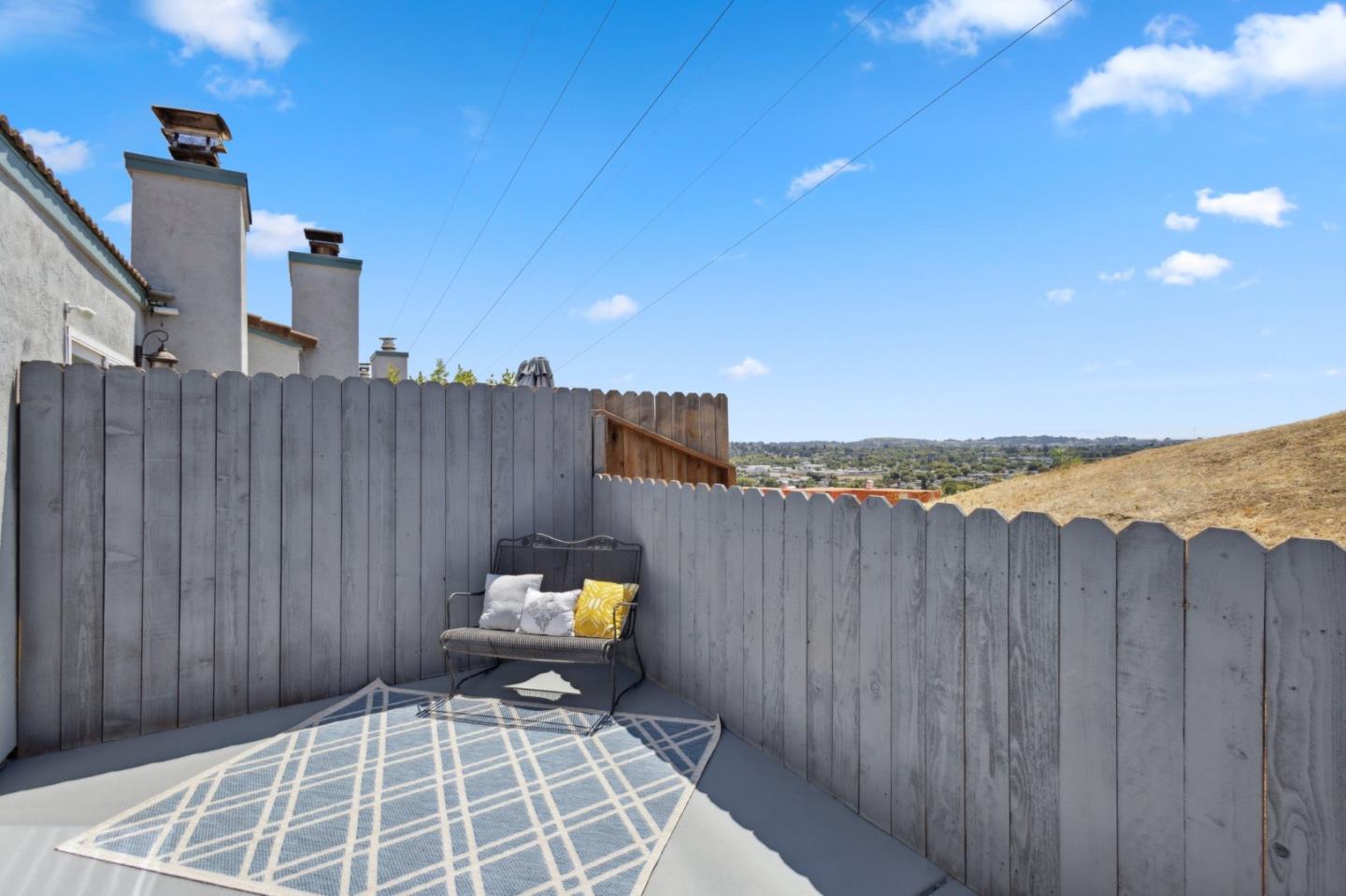 Detail Gallery Image 27 of 27 For 113 White Pine Dr, Vallejo,  CA 94591 - 2 Beds | 1/1 Baths