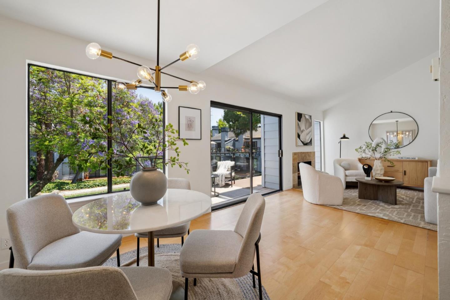 Detail Gallery Image 11 of 39 For 905 W Middlefield Rd #924,  Mountain View,  CA 94043 - 2 Beds | 2 Baths