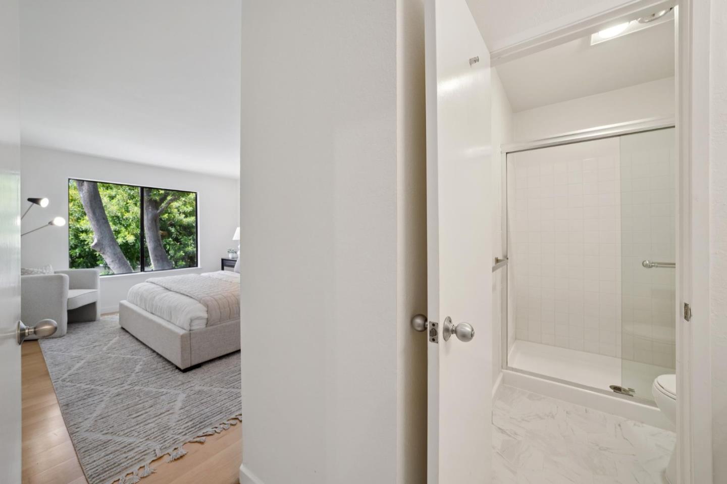 Detail Gallery Image 19 of 39 For 905 W Middlefield Rd #924,  Mountain View,  CA 94043 - 2 Beds | 2 Baths