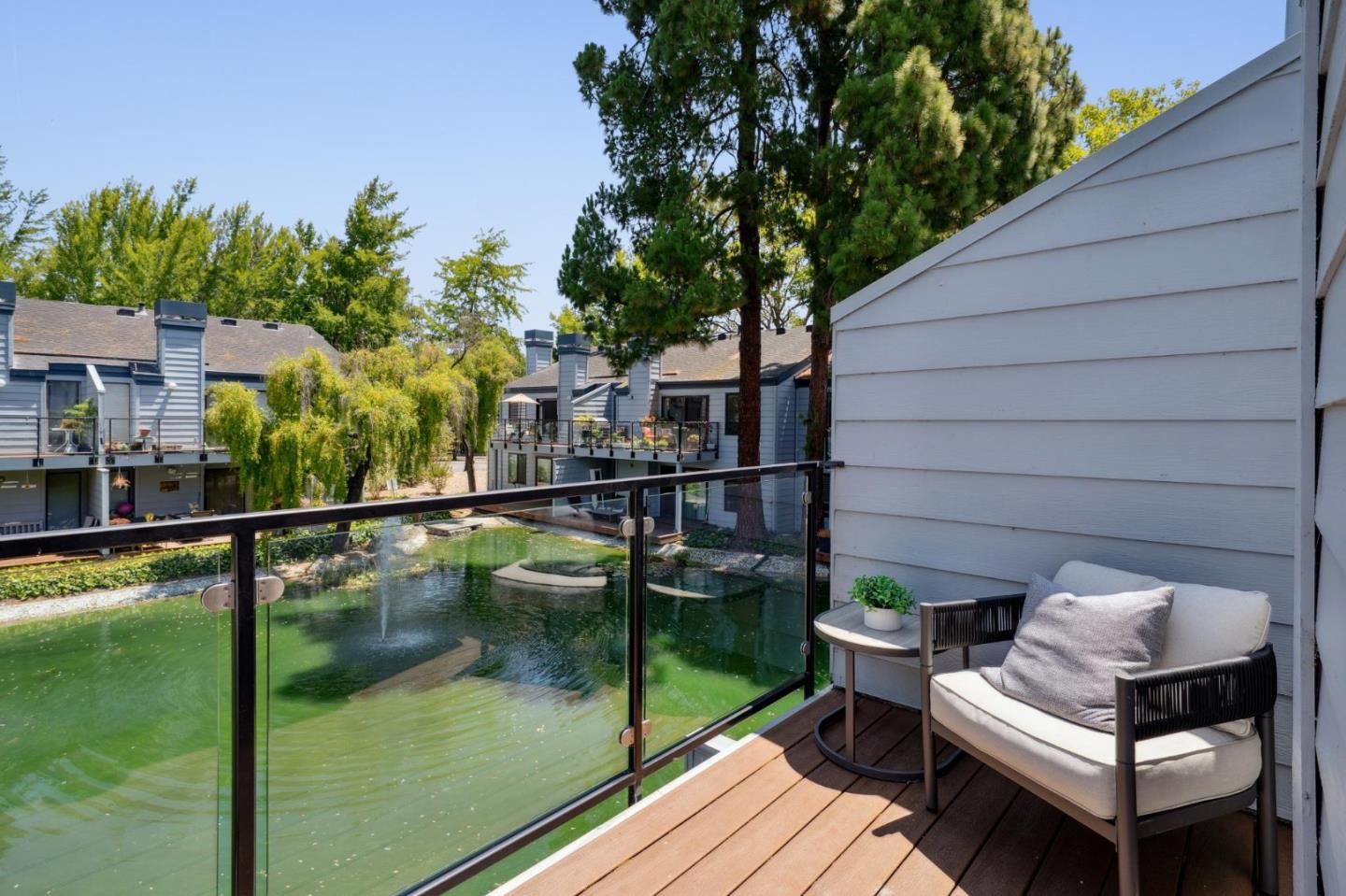 Detail Gallery Image 27 of 39 For 905 W Middlefield Rd #924,  Mountain View,  CA 94043 - 2 Beds | 2 Baths