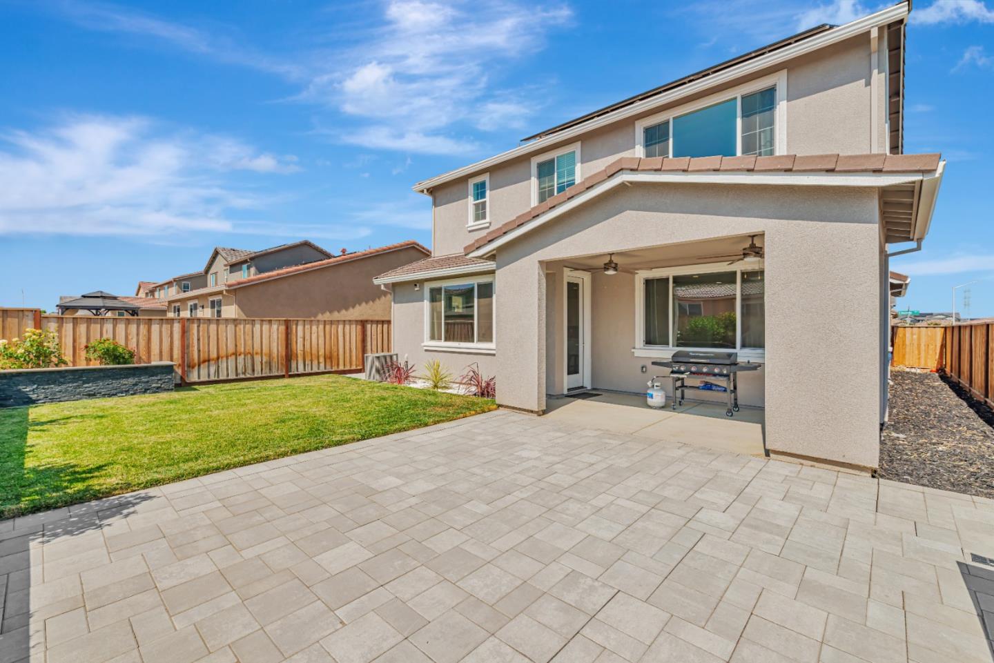 Detail Gallery Image 20 of 21 For 5390 Clauzetto Way, Antioch,  CA 94531 - 4 Beds | 3 Baths