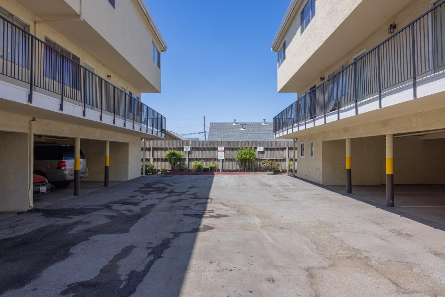 Detail Gallery Image 3 of 22 For 75 N Hebbron Ave, Salinas,  CA 93905 - – Beds | – Baths