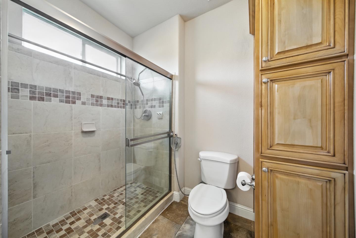 Detail Gallery Image 21 of 39 For 325 Sylvan Ave #106,  Mountain View,  CA 94041 - 3 Beds | 2 Baths