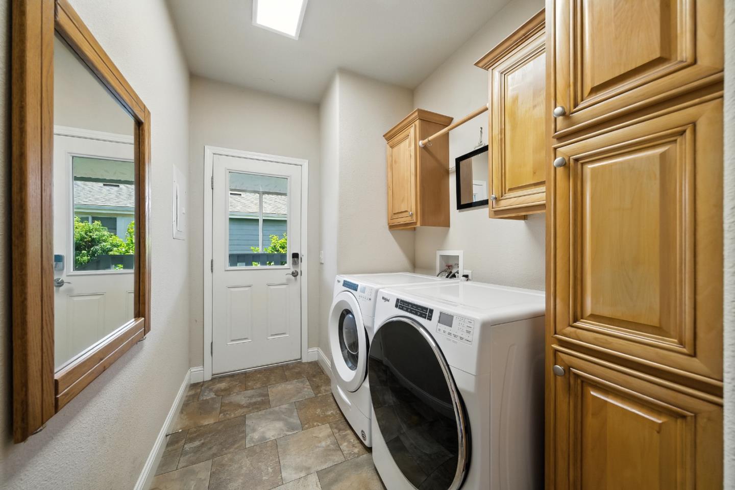 Detail Gallery Image 23 of 39 For 325 Sylvan Ave #106,  Mountain View,  CA 94041 - 3 Beds | 2 Baths